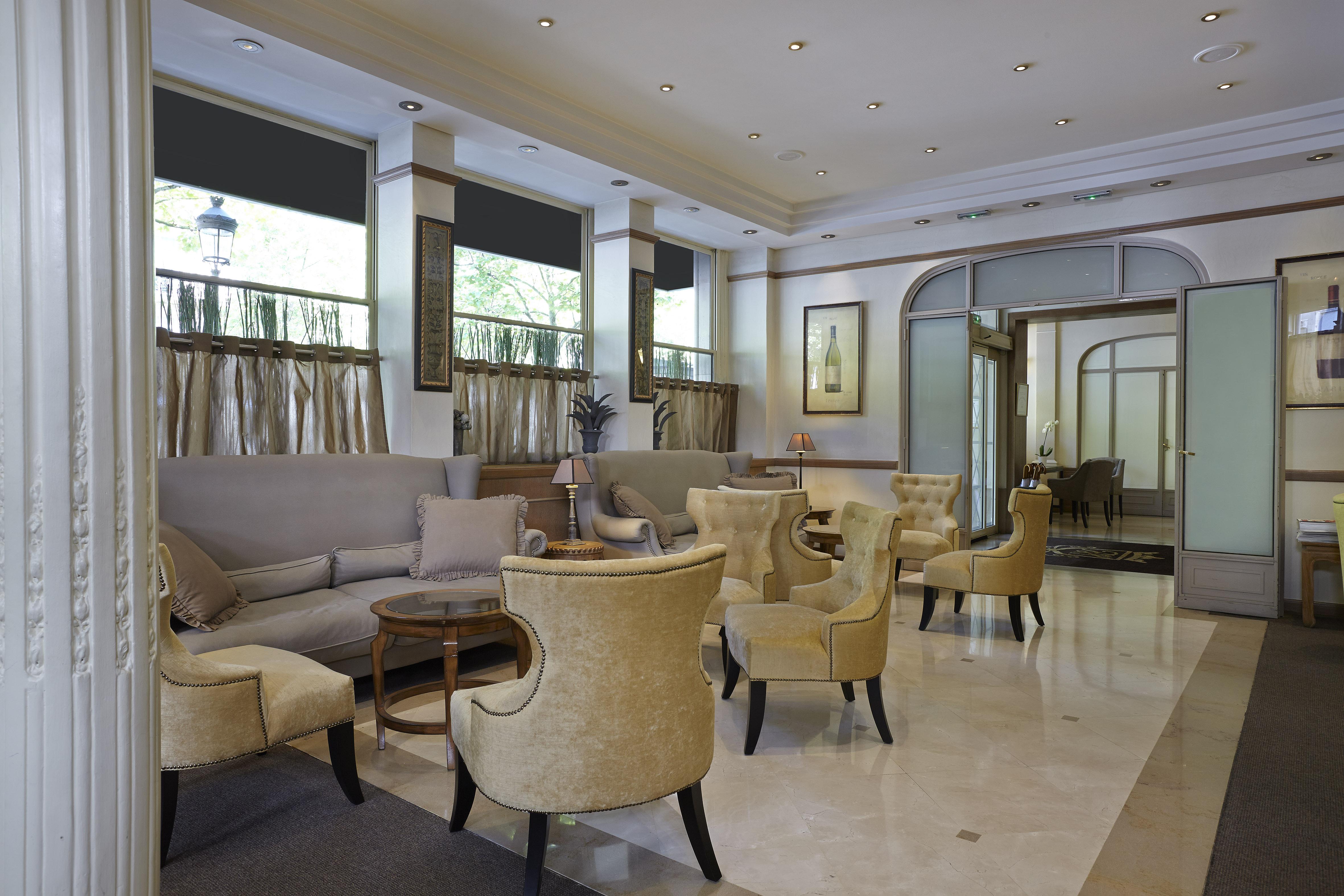 Royal Hotel Paris Champs Elysees Exterior foto